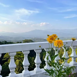 *** Hotel Bellwood Hills & Sri Lanka